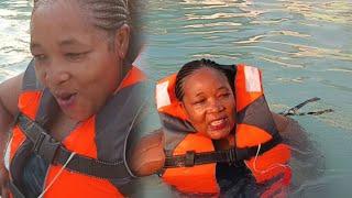 MAMA MUTONI TUMUSANZE ARI KOGA MURI SWIMMING POOL Akunda sport yokoga [upl. by Mascia440]