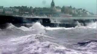 Tempête à Roscoff 11 mars 2013 [upl. by Nerval]