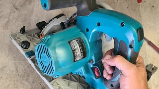 Replacing the motor on a makita SP6000 Plunge saw power tool repairs [upl. by Sandye18]