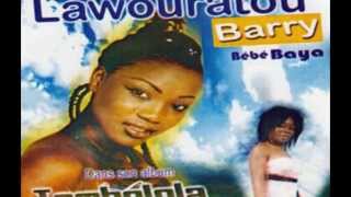 laouratou Barry  KHA FOUROU [upl. by Anirdnaxela]