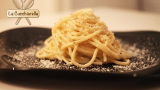 Spaghetti Cacio e Pepe  La Cucchiarella [upl. by Aihsel520]