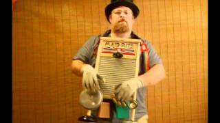 Mister Maid Rite washboard player [upl. by Atiruam]