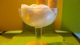 Video Ricetta Gelato al Limone Senza Gelatiera  Cucinando per Caso e per Passione EmiBaldo [upl. by Ardnekat]