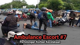 Ambulance Escort 7  Pertolongan Korban Kecelakaan [upl. by Arahsit456]