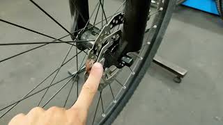 Freio a Disco da Bike Fazendo Barulho ou quotGritandoquot  Óleo nas Pastilhas de Freioquot  Muita Atenção [upl. by Nap406]