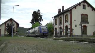 Arrivée du train en gare de Massiac [upl. by Naerda]