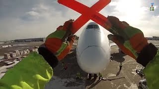 GoPro  Singapore Airlines Cargo Ramp Agent POV at Chicago OHare Intl Airport 01272014 [upl. by Schmidt]