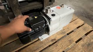 Julabo RVP11 Rotary Vane Vacuum Pump CCR18421 [upl. by Adnyleb]