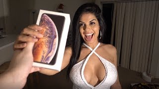 DEI O NOVO IPHONE XS DE PRESENTE PARA MINHA NAMORADA SemEdição Gaba\ [upl. by Meela]