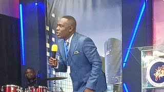 Evangelist Trymore MuparingaUnogona kuvengwa usina chinhu [upl. by Marden]