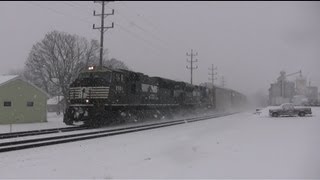 Heavy Snow Fall and Winter Trains on the Norfolk Southern Harrisburg Line [upl. by Field]