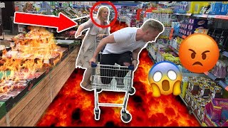 DER BODEN IST LAVA IM SUPERMARKT  CHALLENGE 😱🔥 II RayFox [upl. by Haroppizt]