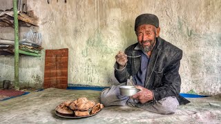 World Most Unique Breakfast Of BaltistanGilgit Baltistan Traditional Food quotPayo Chaquot And Khorba [upl. by Etam]