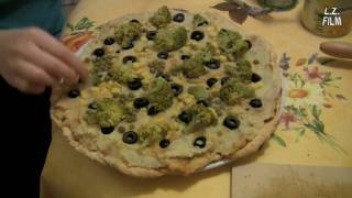 Una Pizza Molto Speciale [upl. by Alessandra]