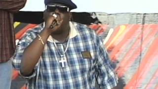 Notorious BIG Throws Water Bottle At Big Kap [upl. by Calendra]