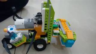 Lego Wedo 20 Forklift Building Instructions [upl. by Vanzant]