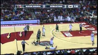 Zak Showalter Dunk on Opening Tipoff [upl. by Lecroy]