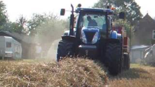 New Holland T 7050  Hesston 4880 big baler [upl. by Lorrin]