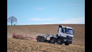 Agrotruck  Abrollkipper mit Schlepperausrüstung [upl. by Elleynad]