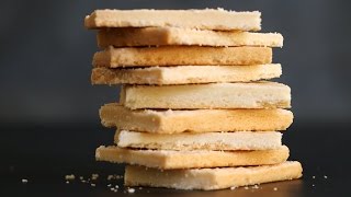 Christmas SHORTBREAD BISCUITS  How to make biscuit recipe [upl. by Sunderland935]