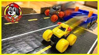 🏎OPENING amp DRAG RACING New 2022 MINI MYSTERY MONSTER JAM Monster Truck Toys [upl. by Accem]