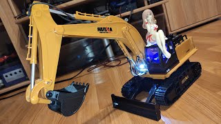 Remontas HUINA 11 CHANNEL PROFESSIONAL EXCAVATOR [upl. by Aloin]