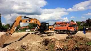 Heavy Excavator quot CAT 329 D quot Loading Truck  Caterpillar Digging Sand [upl. by Nnairac749]