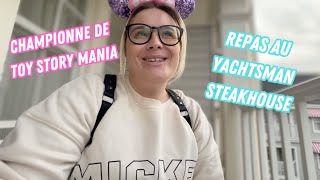 Championne de Toy Story Mania et repas au Yachtsman Steakhouse  VLOG JOUR 2 [upl. by Hareemas]