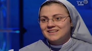 quotSul palcoscenico la conversione e la chiamataquot la testimonianza di suor Cristina [upl. by Lavro]