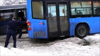 Ikarus 405ös a király  Schneekaos in Budapest  Snow chaos  Volvo bus in the snow [upl. by Johnston581]