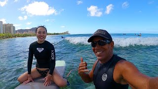 WAIKIKI BEGINNER SURF LESSONS [upl. by Colline]