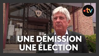 Ce maire démissionne avec son conseil municipal pour se représenter aussitôt [upl. by Ardnasyl]