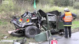 24042012 BA Schwerer Unfall mit US Fahrzeugen [upl. by Ardnoid]