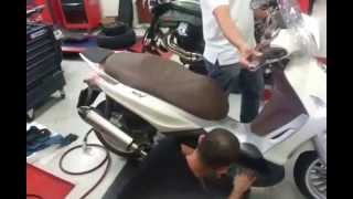 Piaggio Beverly 300ie and vespa Akrapovic exhaust Dubai [upl. by Sedda]