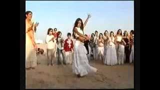 احتفال غجر في زفاف على الشاطئ Gypsies in the wedding on the beach [upl. by Anear21]