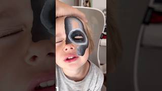 Half skull face painting skull facepaint facepainting facepainter skullfacepaint shorts art [upl. by Enomrej]