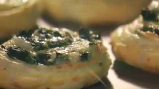 Spinach Cheese Swirls Puff Pastry Recipe [upl. by Elman]