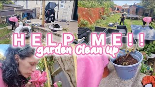 GARDEN CLEAN UP FOR WINTER Mothers RAGE gardencleanup garden tidywithme [upl. by Jourdain]