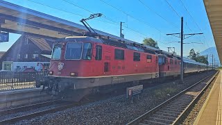 Re 44 II 11132  11156 mit einem Nightjet in Altstätten SG [upl. by Kaitlin]