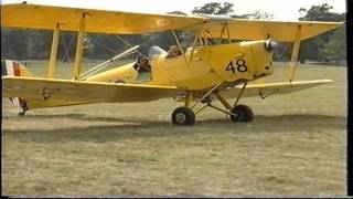 DE HAVILLAND TIGER MOTH CLUBS ANNUAL INTERNATIONAL MOTH RALLY WOBURN ABBEY [upl. by Notseh]