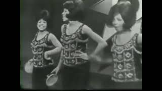 The Marvelettes – Too Many Fish In The Sea Tamla T 54105 [upl. by Lardner397]