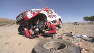 Fernando Alonso repairs Toyota Hilux during Dakar Rally 2020 [upl. by Oliviero]