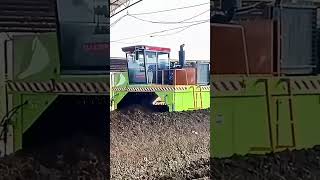 Crawler windrow composting machine with spray deisgn [upl. by Finnegan]