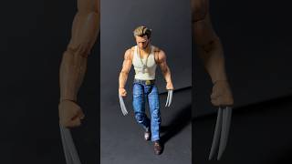 Wolverine Marvel Legends Posing actionfigures marvellegends marvel wolverine [upl. by Eniawd745]