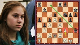 17yearold Judit Polgar Beats Boris Spassky [upl. by Hinman]