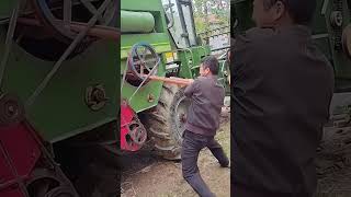 Harvester drive belt installation process [upl. by Nilved]