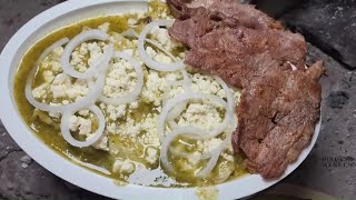 Se antojan 🤩 estos Chilaquiles Verdes con carne frita 🔥 [upl. by Gulgee]