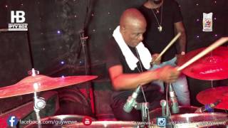 DJAKOUT 1 LIVE quotLA FAMILIAquot  ESQUINA LATINA 28 JUILLET 2017 [upl. by Doi]