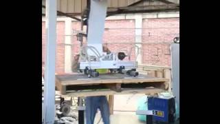 Turning wooden pallets by 180 degree using Schmalz vacumaster [upl. by Anrol]