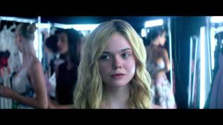 THE NEON DEMON Cannes 2016 Bande annonce VO [upl. by Canty]